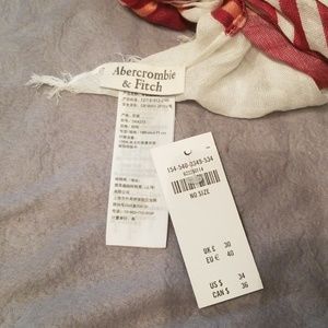 Abercrombie & Fitch Accessories - Abercrombie & Fitch Red and Peach Striped Scarf Abercrombie & Fitch Accessories - Abercrombie & Fitch Red and Peach Striped Scarf